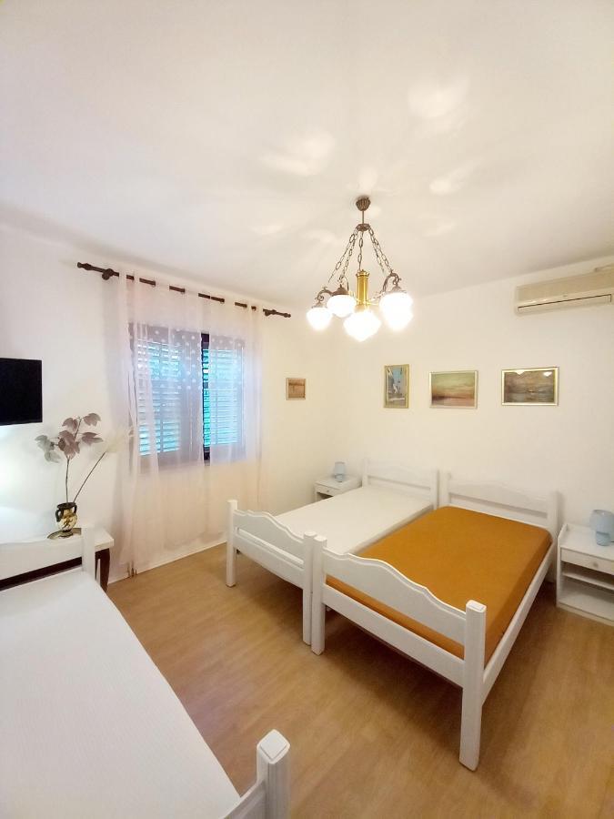 Jokovic Accommodation Kotor Rum bild