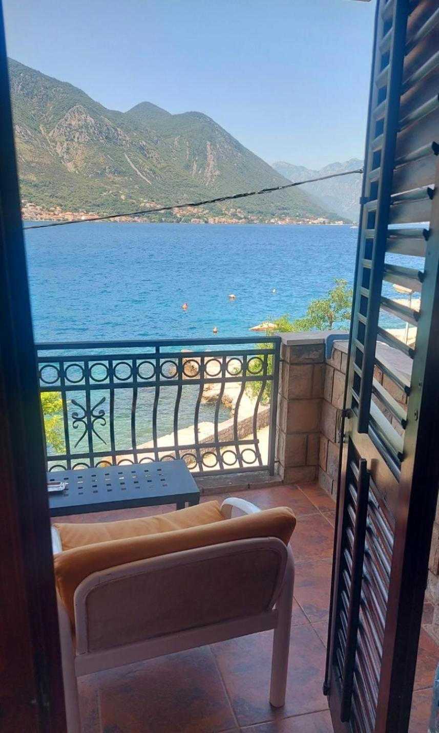 Jokovic Accommodation Kotor Rum bild